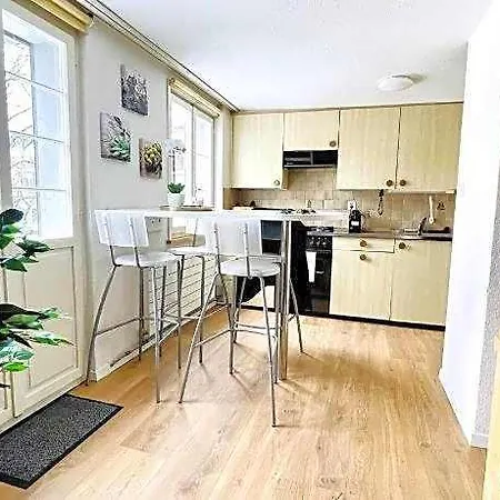 Einzigartige Schone Altbau- Im Zentrum *