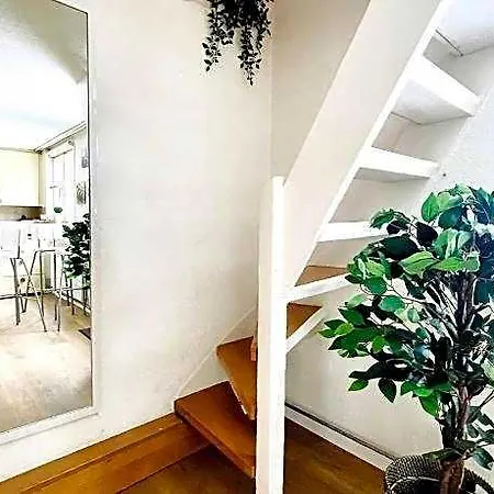 Einzigartige Schone Altbau- Im Zentrum *