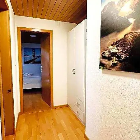 Einzigartige Schone Altbau- Im Zentrum