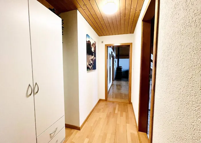 Apartment Einzigartige Schone Altbau- Im Zentrum *