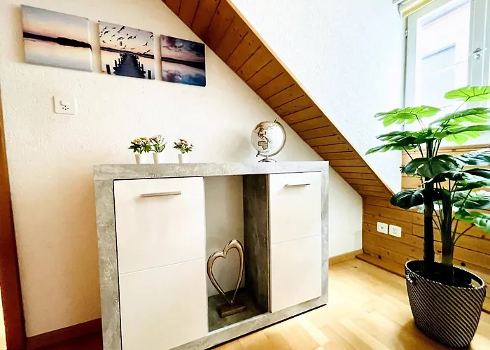 Einzigartige Schone Altbau- Im Zentrum Apartamento *